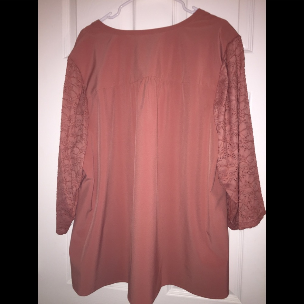 Blouse - Picture 2 of 2